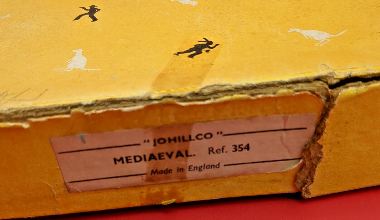 Vintage Lead Johillco (John Hill & Co) Medieval Knights Set  354 Boxed, 30 PCS