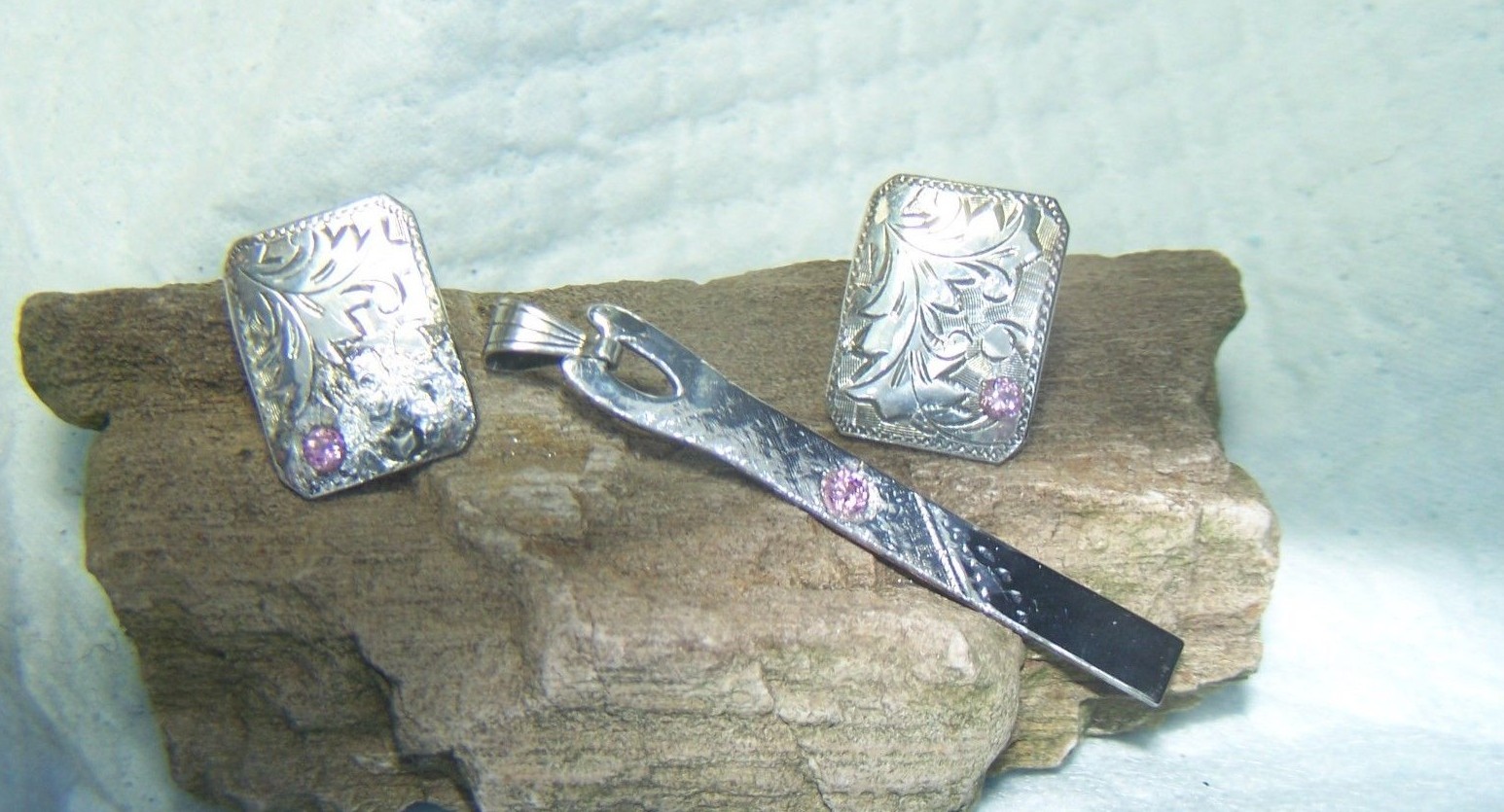 Sterling silver Earrings pendant w pink topaz Gemstones
