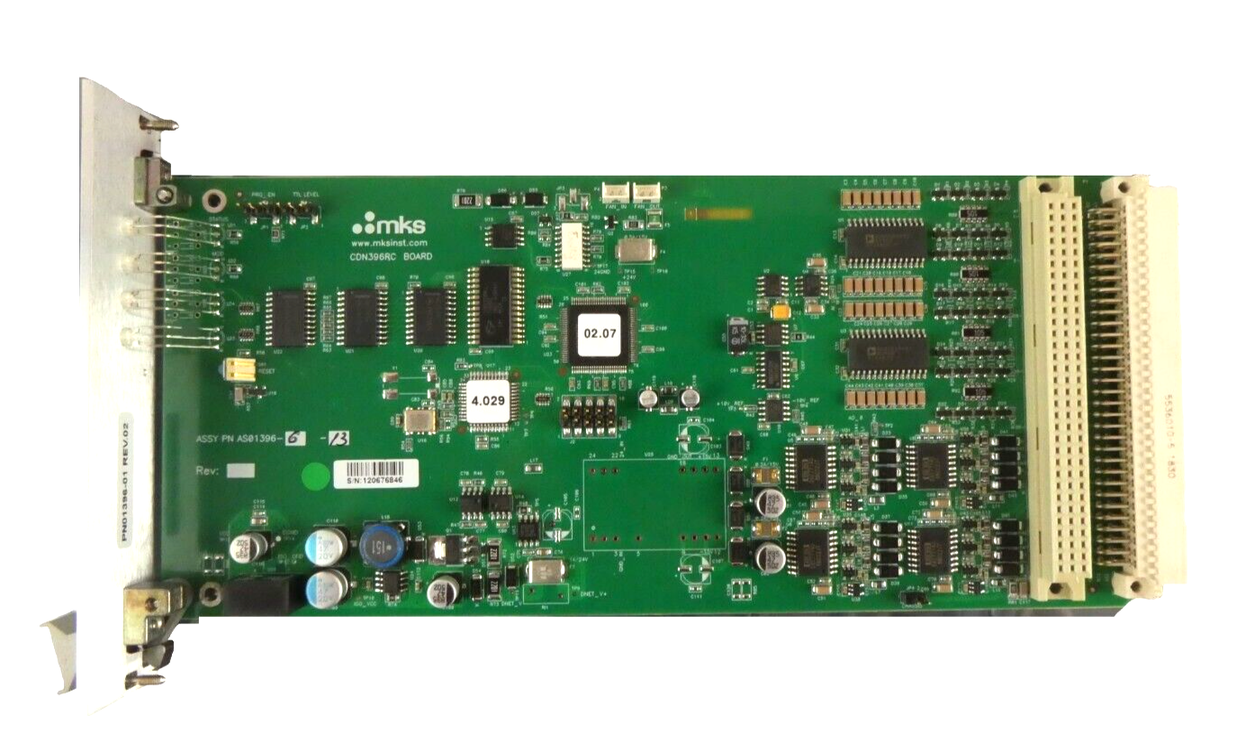シリアル m MKS Instruments AS01396-6-13 I/O VME PCB CDN396R AMAT 0190