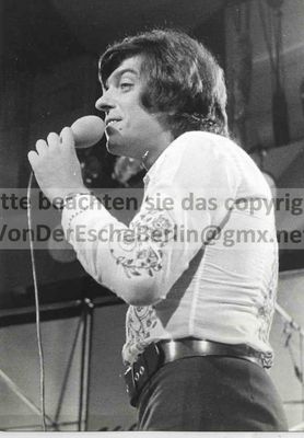 STARS: Bata ILLIC Knopf an deiner Bluse - 2 OriginalFotos VINTAGEs: Ingo BARTH