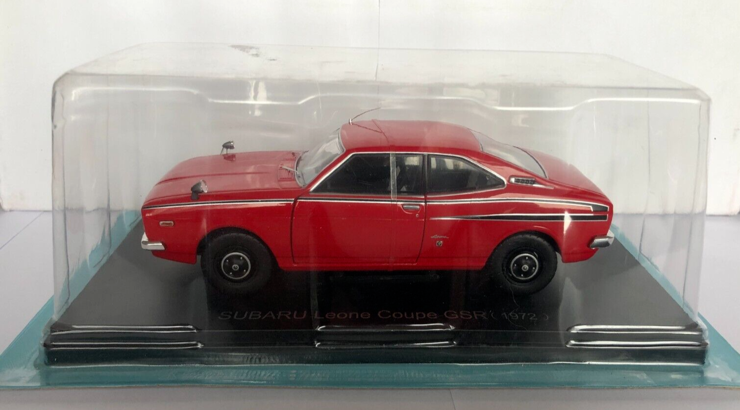 W817 新品 hachette SUBARU LEONE COUPE 1400 VQJ149 Voiture 1/24 Hachette Japon : SUBARU Leone Coupe GSR
