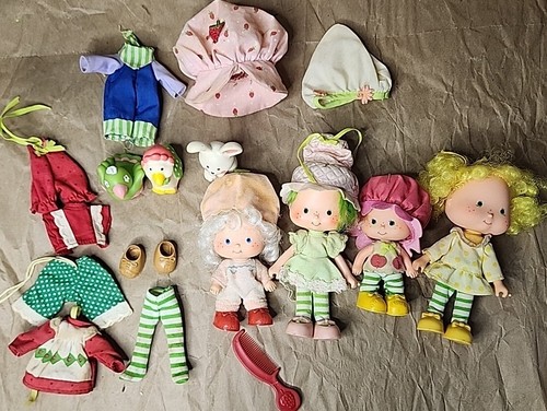 Vintage Kenner Strawberry Shortcake Doll Lot 4 Dolls + 3 Animals + Clothes