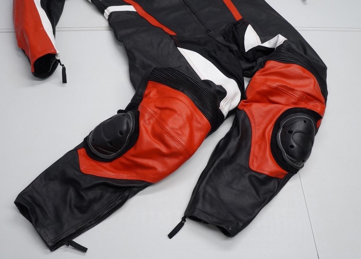 Echtes Leder Mens 44 Black Full Body Leather Armoured Padded Racing Suit