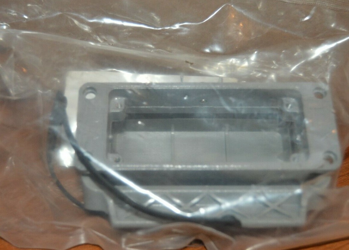 Harting Han 16B-HBM-SL-C Connector Cover - New