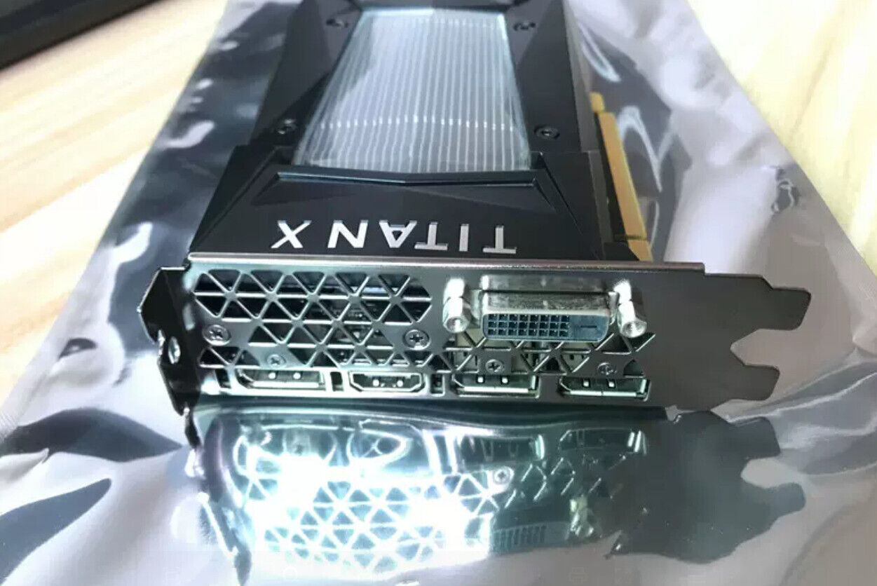 グラフィックボード・グラボ・ビデオカード NVIDIA TITAN X (pascal) NVIDIA GeForce GTX Titan X Pascal 12GB GPU GDDR5X Graphics