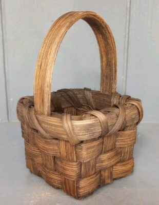 Mini Basket Handwoven Square w/ Handle Dark Brown Wood Reed