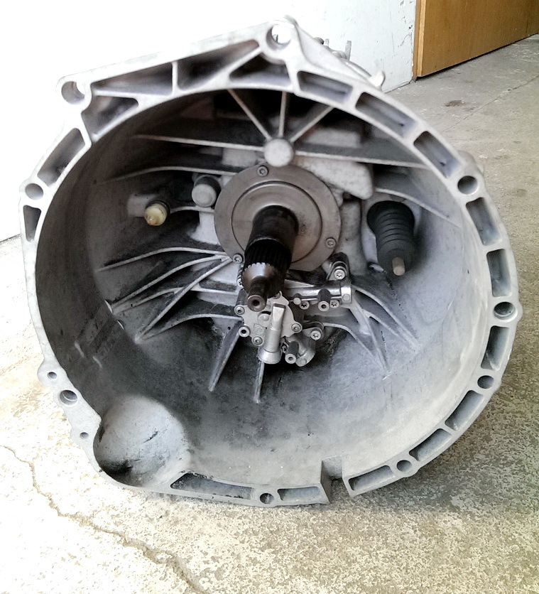 6speed MANUAL GEARBOX ZF GS645DZ BMW 3 E90 E91 LCI 320d 2.0 DIESEL 184HP 184 HP TRANSMISSION