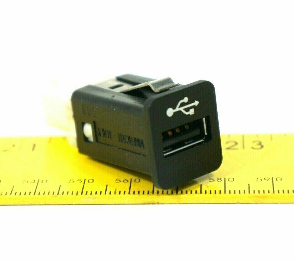 BMW 650i 750Li 528i X3 X4 535i X1 USB Socket Charger Center Console Glove Box OE