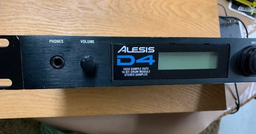 ALESIS D4 Rackmount Electronic Drum Sound Module Vintage 12 Inputs 2 Stereo Outs