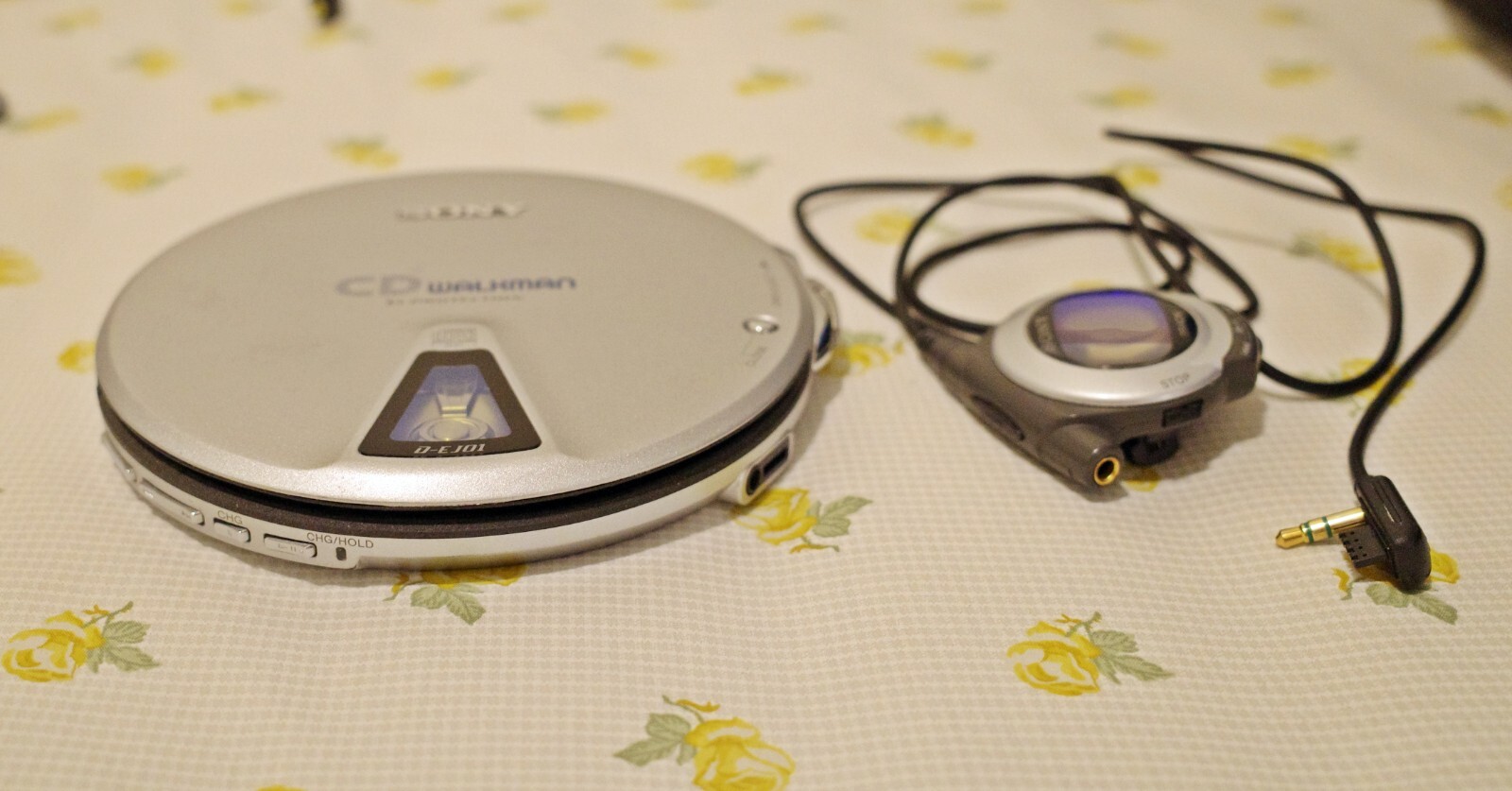 D-E01 SONY ソニー ポータブルCDプレーヤー CD CDウォークマン WALKMAN 