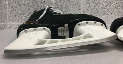 Bauer Supreme 140 Mens Ice Hockey Skates Size 12 Regular Width LightSpeedPro