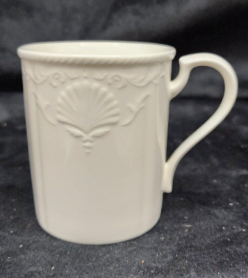 Mikasa HAMPTON BAYS Mug 3 3/4''