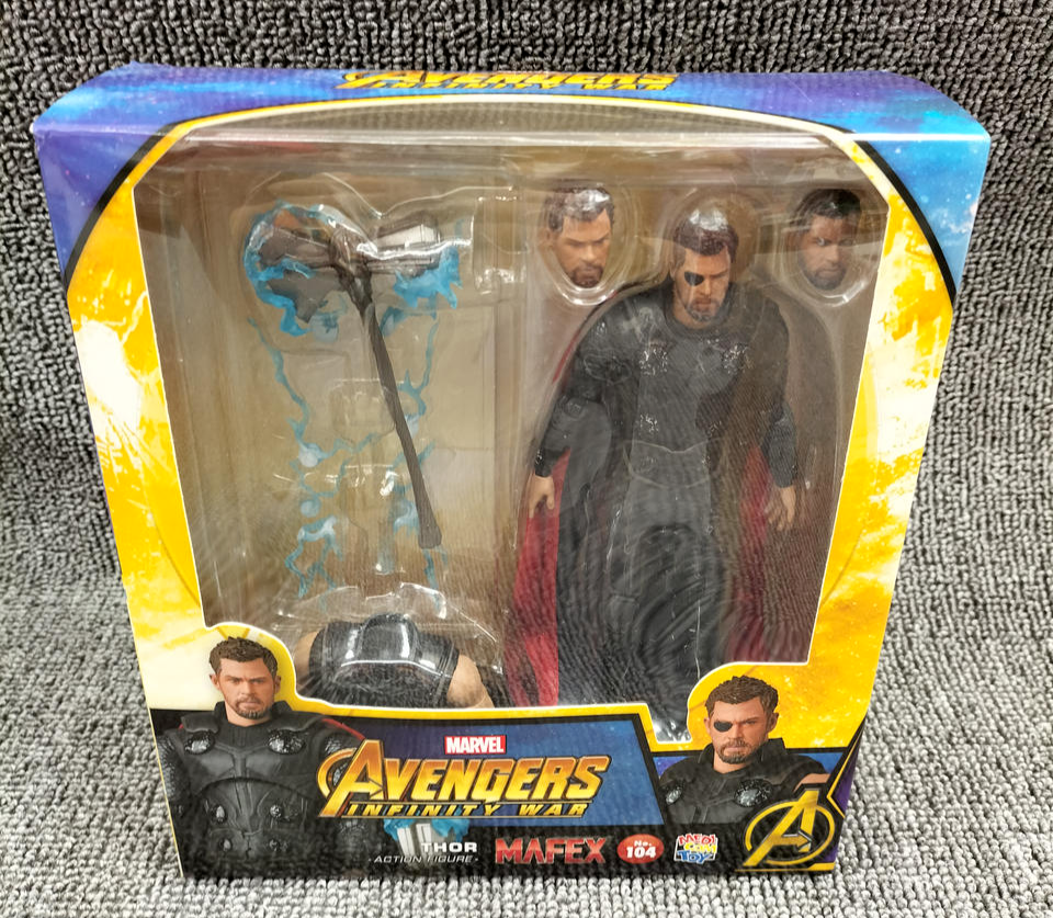 MAFEX マフェックスTHOR ソー INFINITY WAR Mafex No. 104 Marvel's Avengers Infinity War Thor Action