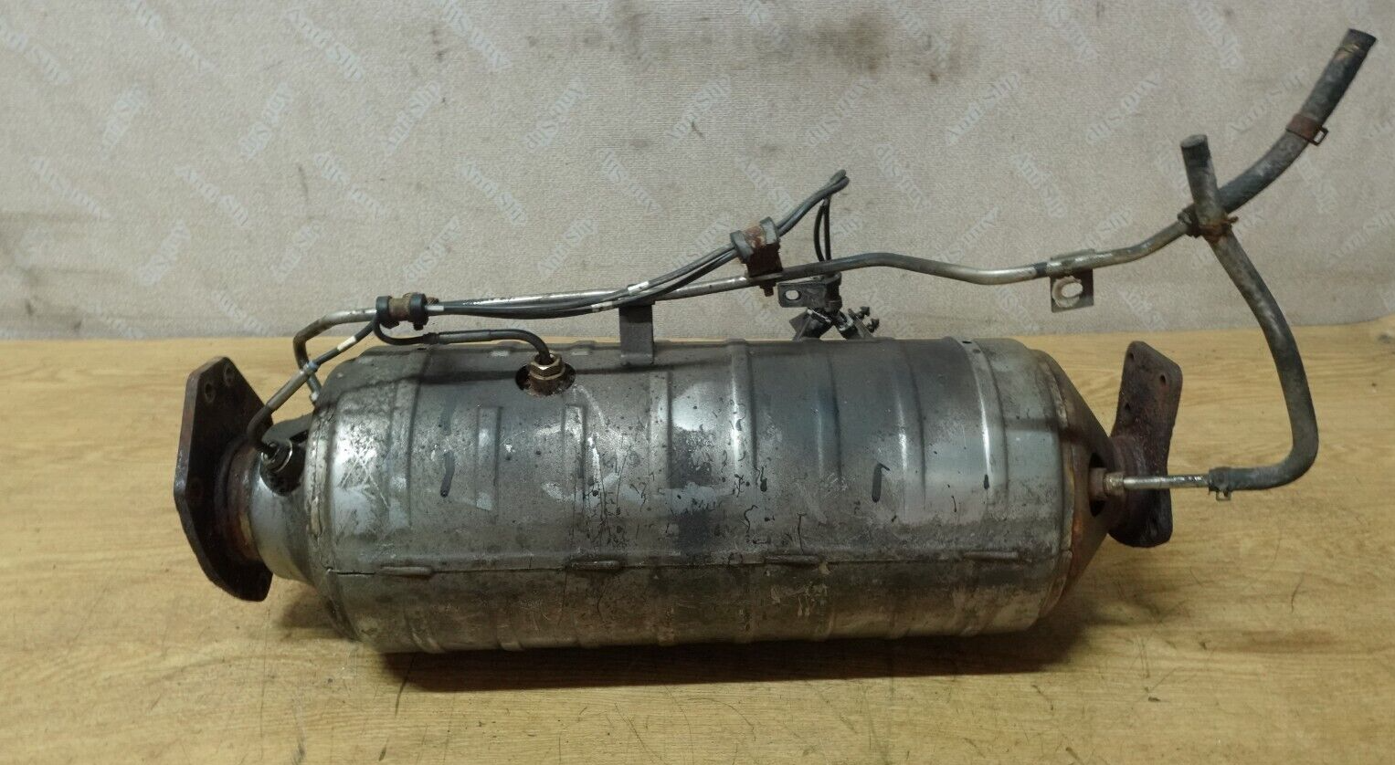 三菱ふそう 触媒 ME555982