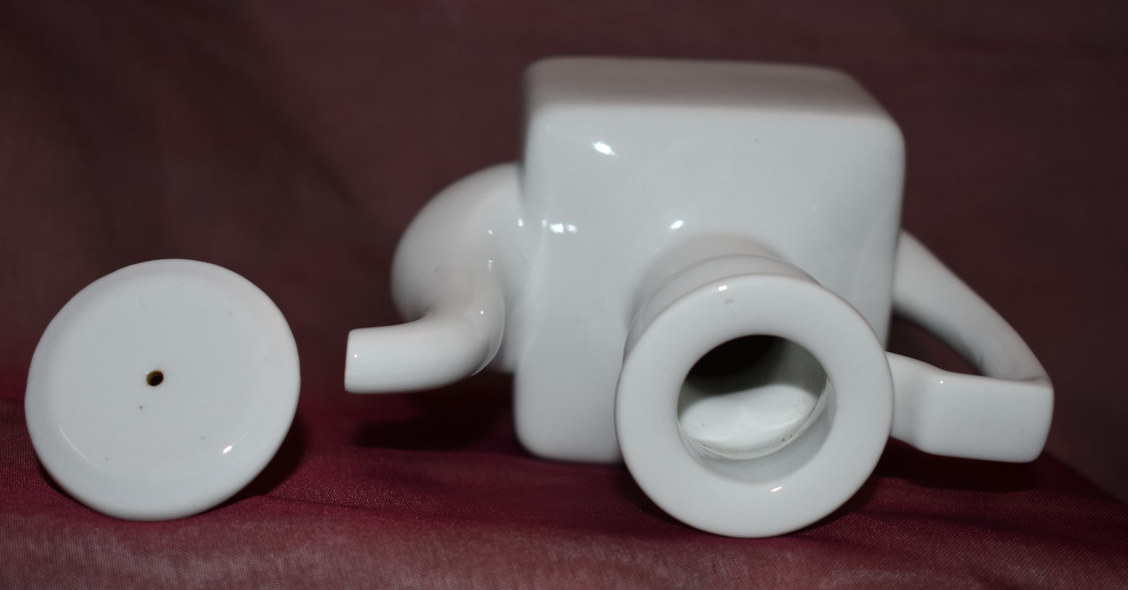 Vinegar Bottle and Lid Square shape rubber seal Vent hole Handle and Spout White