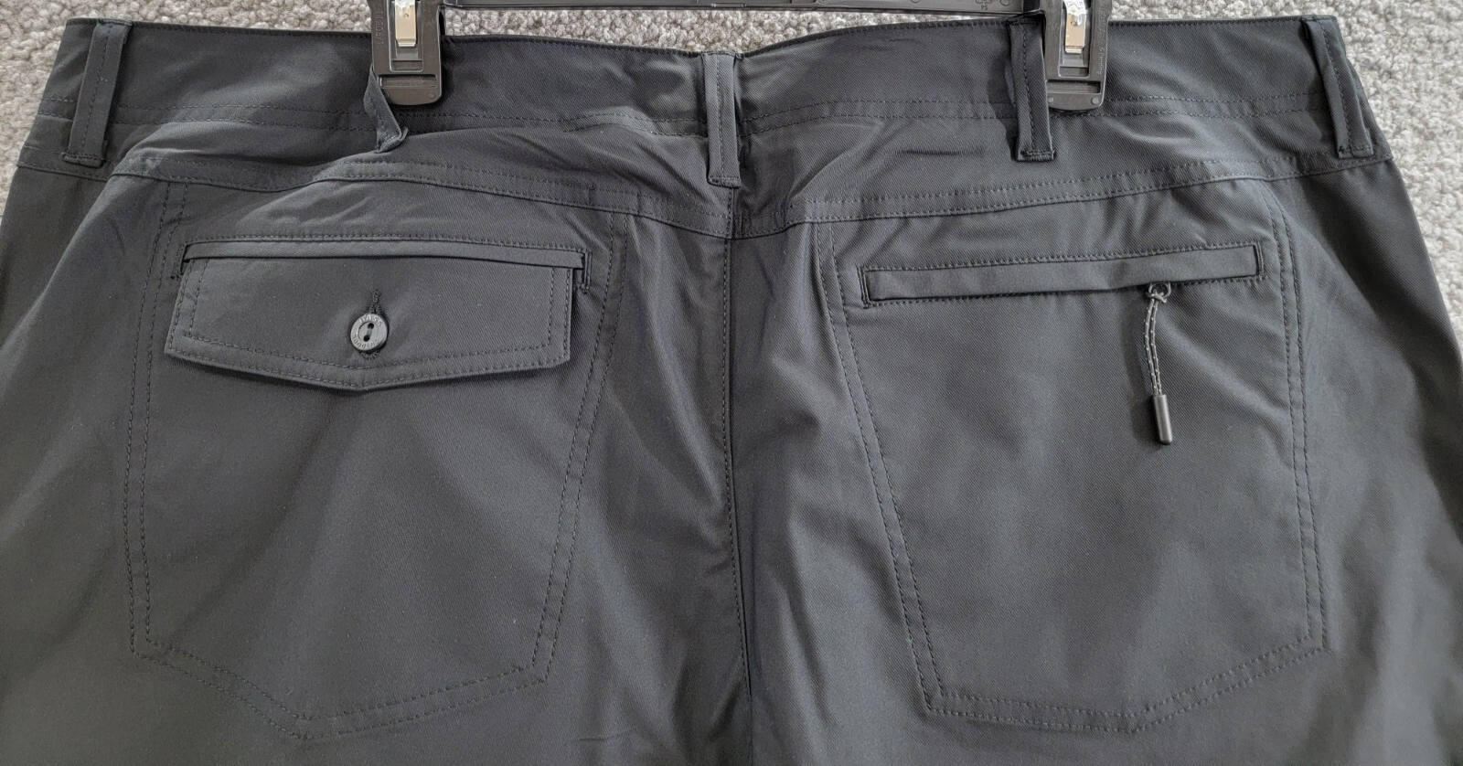 Bass Outdoor Traveler Tech Commuter Shorts Men's 42 Caviar High Rise Zip/Button - Picture 13 of 18