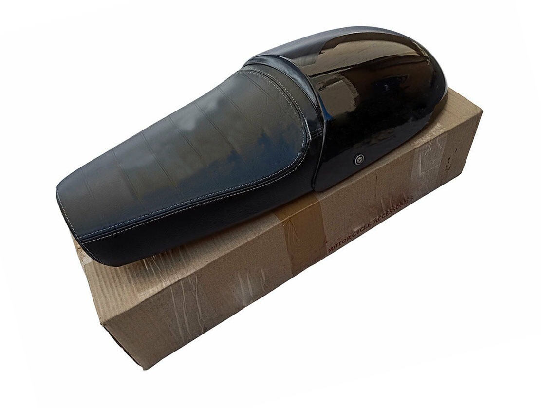 For Royal Enfield  Interceptor 650 cc Dual Seat With Black Cowl 