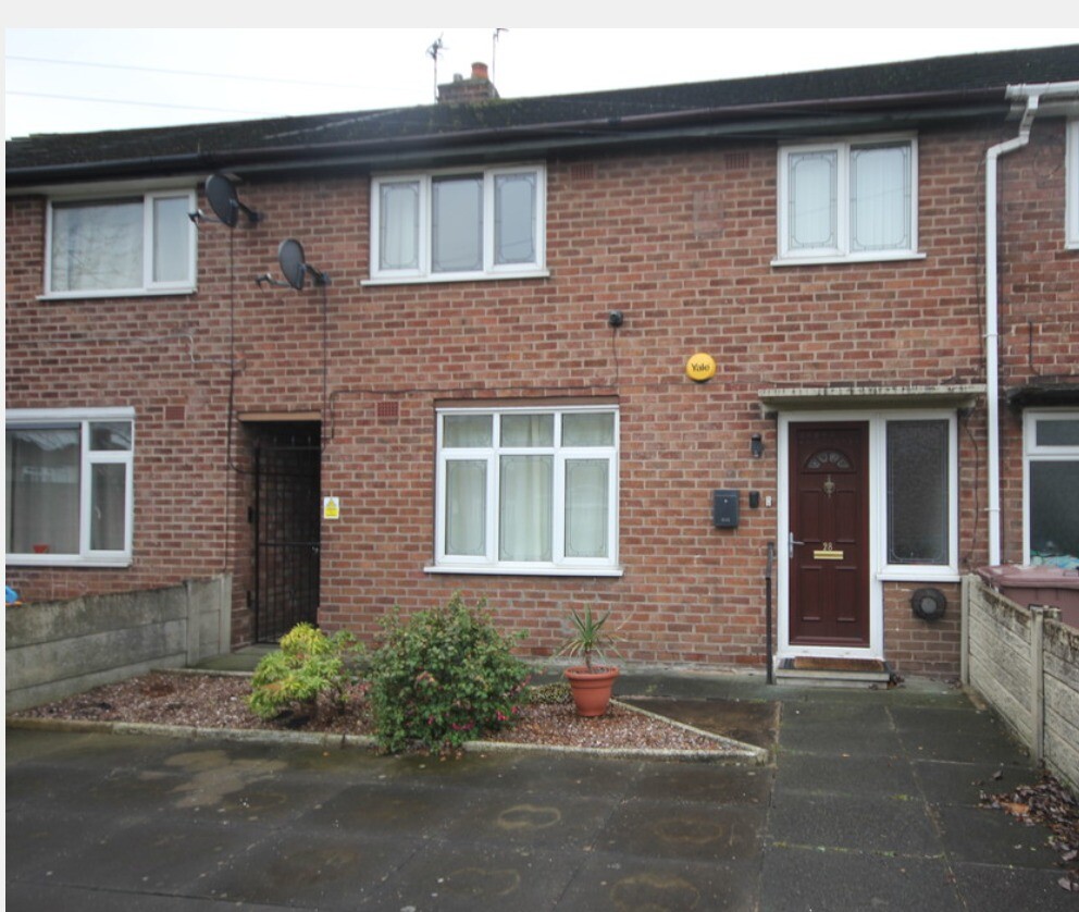 3 bedroom town house to rent in Parr, St Helens. in St Helens