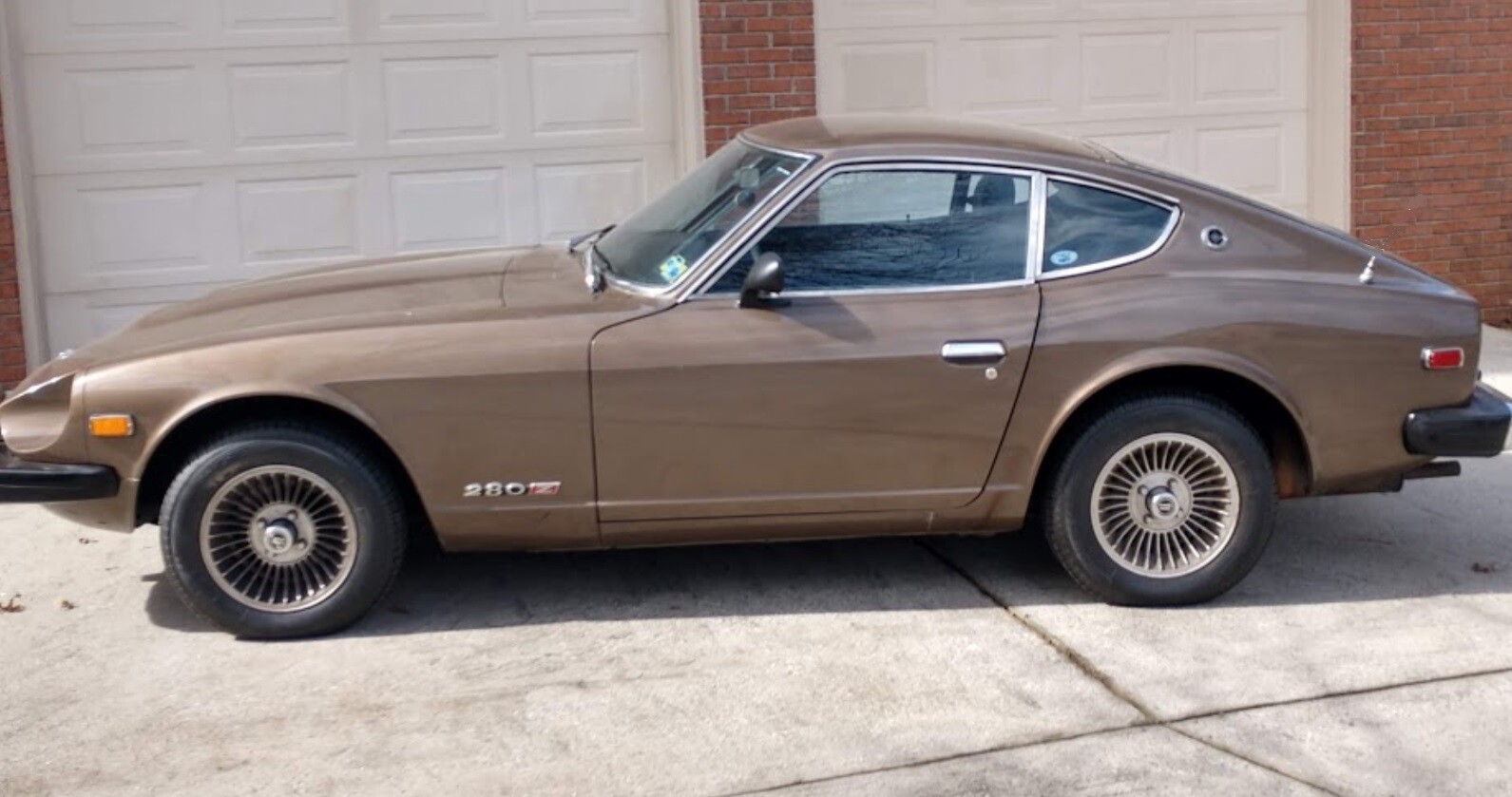 1975 Datsun Z-Series rare first fuel injection Datsun 280 Z 30,000 miles Concours condition