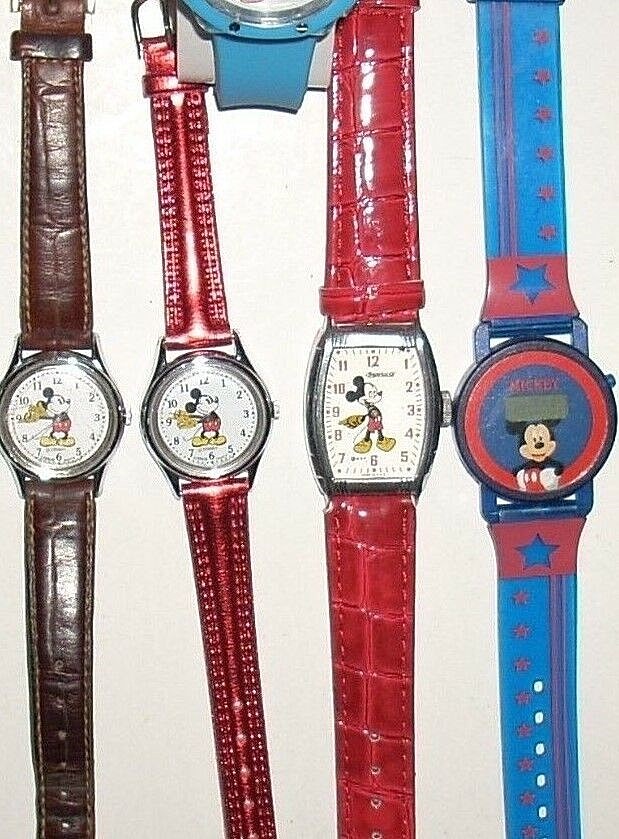 ?????? - 1940'S INGERSOLL MICKEY MOUSE WATCH LOT NEW BANDS.