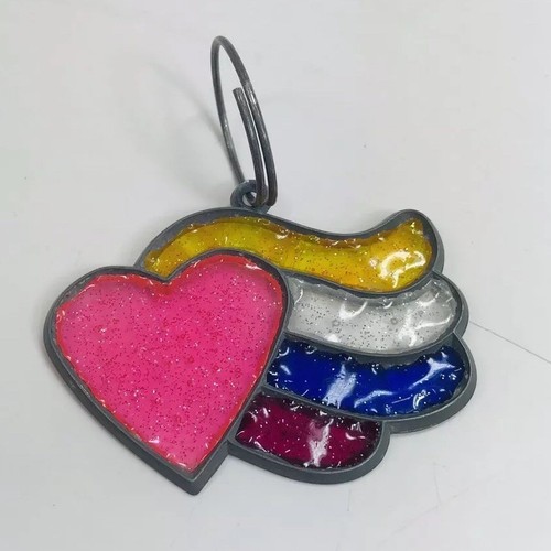 Vintage Makit & Bakit Rainbow Heart Suncatcher Window Key Chain Craft Ring
