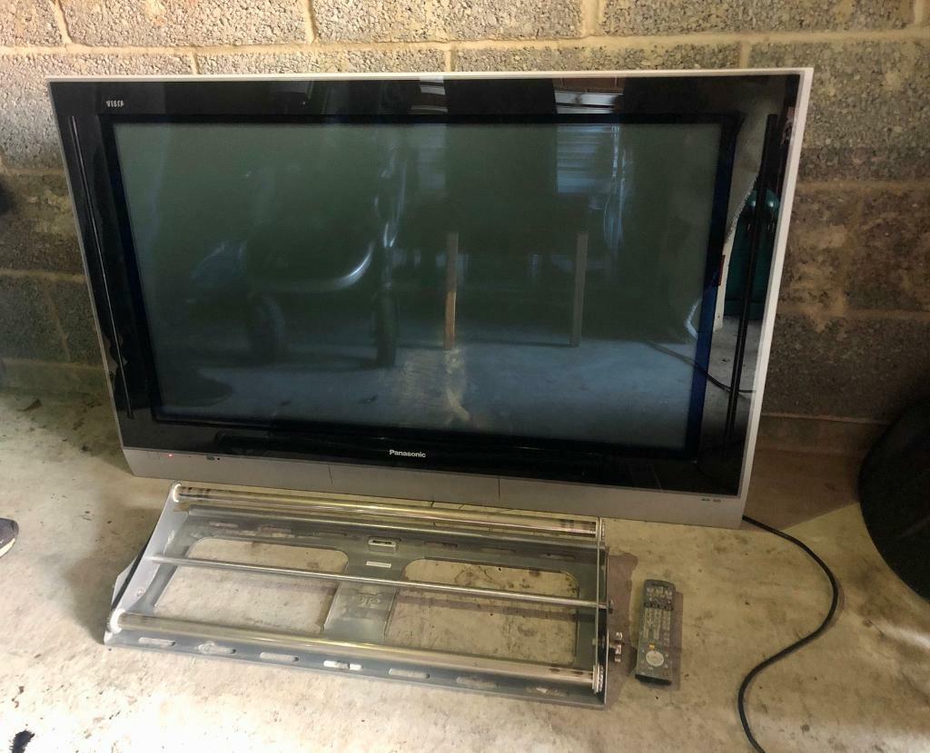Panasonic Viera 42inch + wall bracket in Stowmarket, Suffolk Gumtree