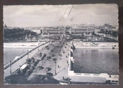 Pont et Place de la Concorde, Butte Montmartre, Paris, FRA - 1918-39, Clip Marks