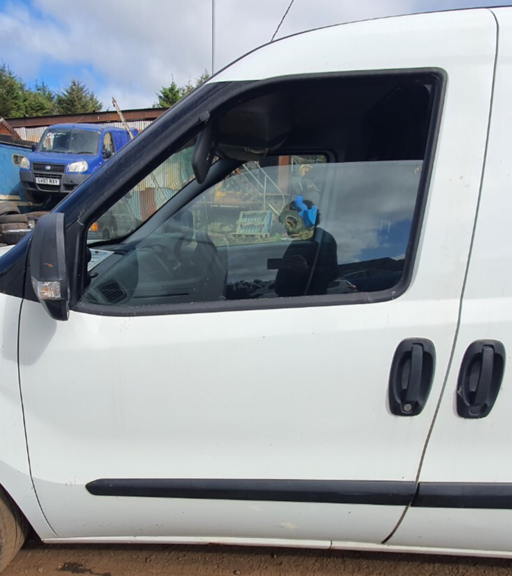 FIAT PASSENGER SIDE FRONT DOOR MK2 2009-2016
