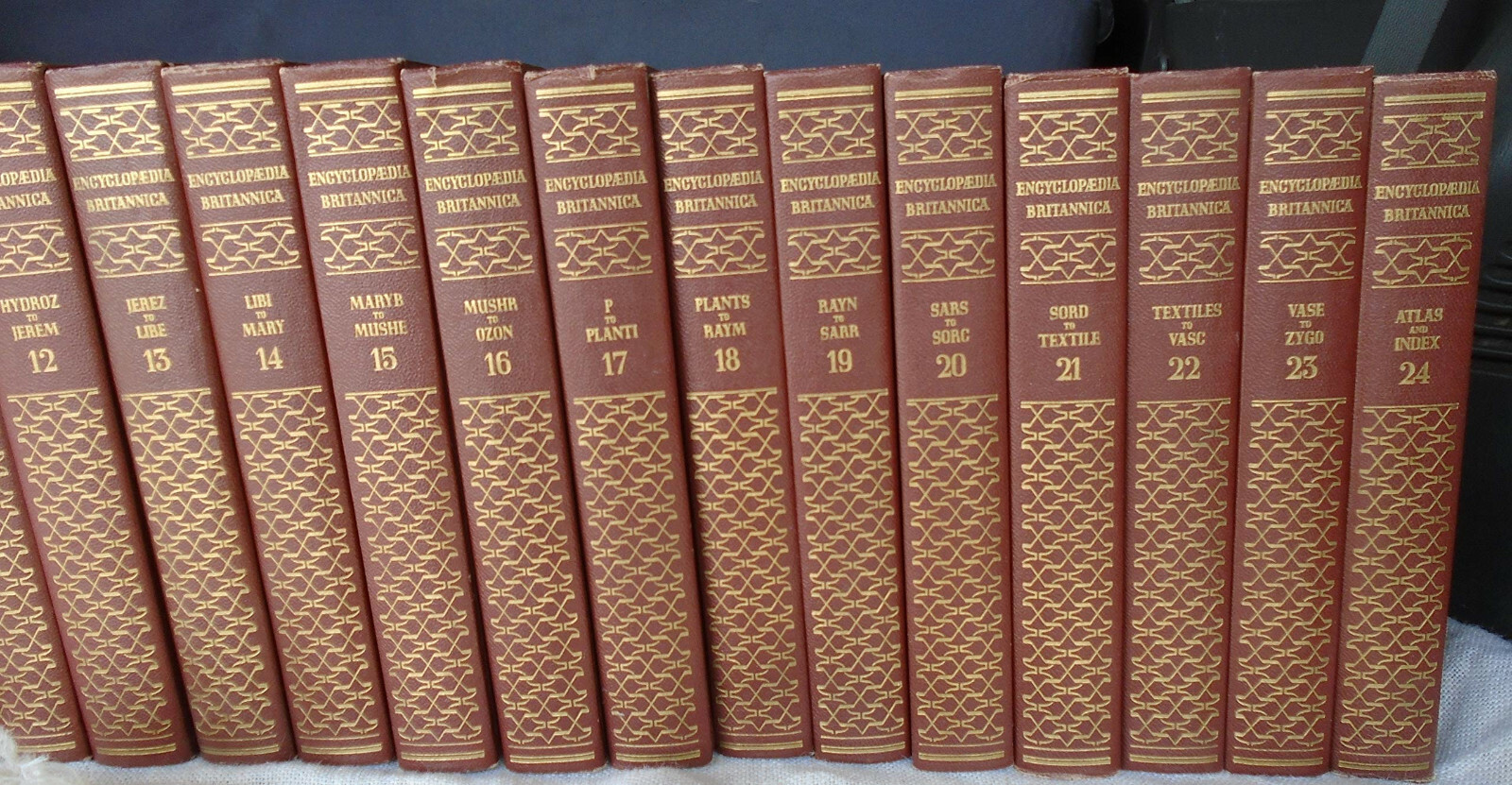MY FIRST BRITANNICA by Encyclopedia Britannica １巻-１３巻。BOXケース欠品。 2004 MY FIRST BRITANNICA kids encyclopedia complete set 1-13