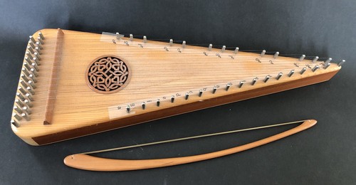 Unicorn String Bowed Psaltery in Original Box W/All Accessories