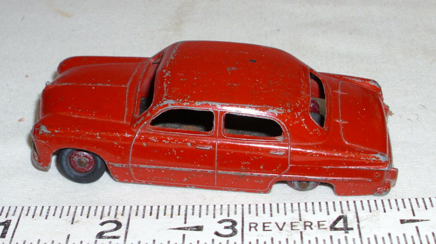 ディンキー　dinky ビンテージ　ミニカー　ディンキートイズ　フォード アメ車 ディンキー dinky ビンテージ ミニカー トイズ 戦前