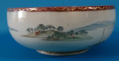 Marked Satsuma Japanese Meiji Period Scalloped Bowl 7 1/4
