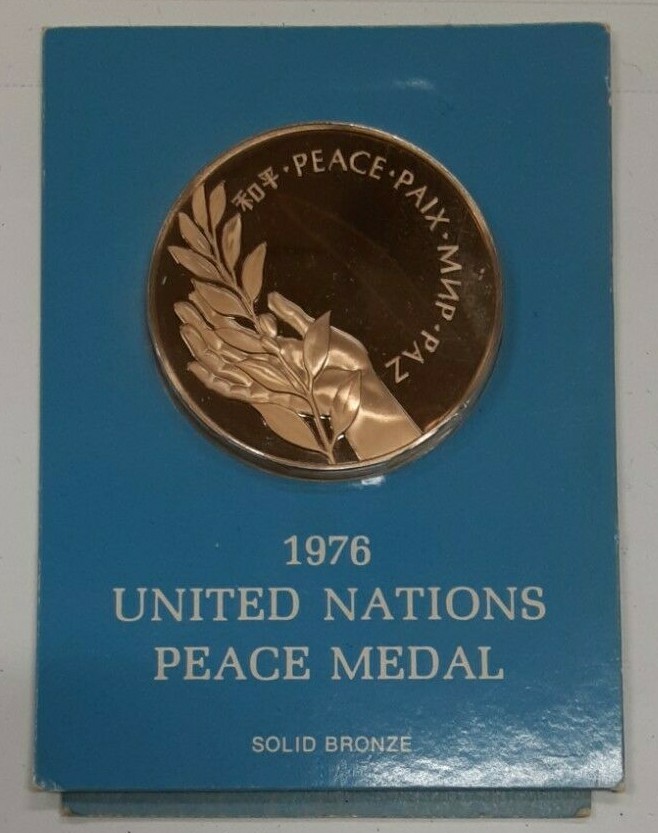 1976 United Nations Bronze Peace Medal Franklin Mint in