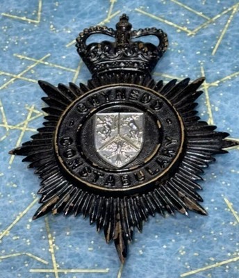 Obsolete British England Gwynedd Badge Constabulary hat badge