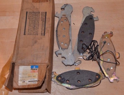 DODGE Brake Pad Set Datona w/ sensors & clips 1984-1990  4313655 NOS MOPAR OEM 