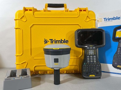 Trimble R580 Surveying Rover Package with TSC5, UHF 410-470, New Open Box