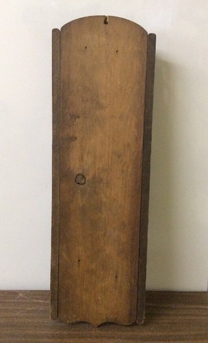 VTG SOLID WOOD MAIL LETTER BILL 3-SLOT WALL HANGING W/ 3-KEY HOLDER PEGS 20”