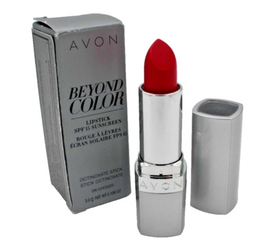AVON BEYOND COLOR LIPSTICK SPF 15 SUSNCREEN. #HEAT WAVE.