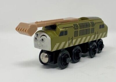 Thomas the Train Diesel 10 Friends Wooden Railway Sliding Claw #2 Tank Engine