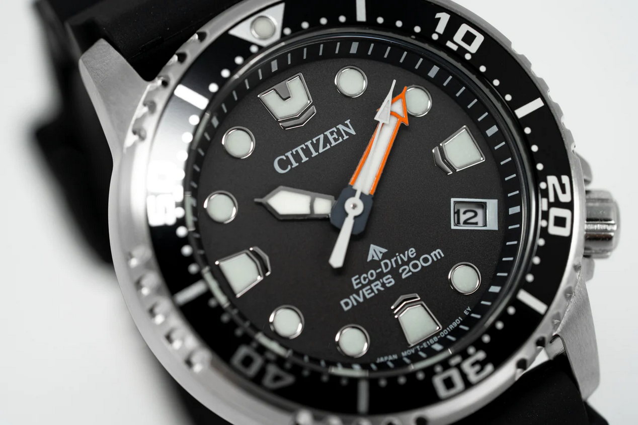 Pre-owned Citizen Eco-drive Black Dial Promaster Diver Women's Watch Eo2020-08e