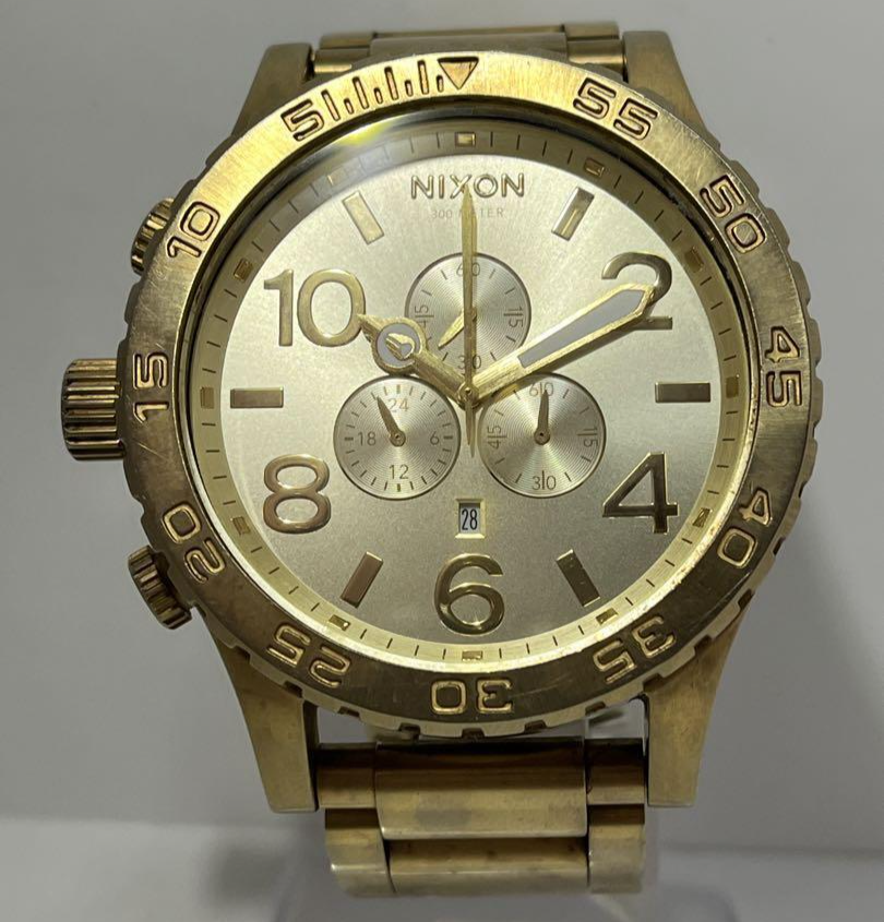 時計 NIXON 51-30 CHRONO ALLGOLD Nixon 51mm 51-30 Chrono Watch All Gold A083-502 – Beach
