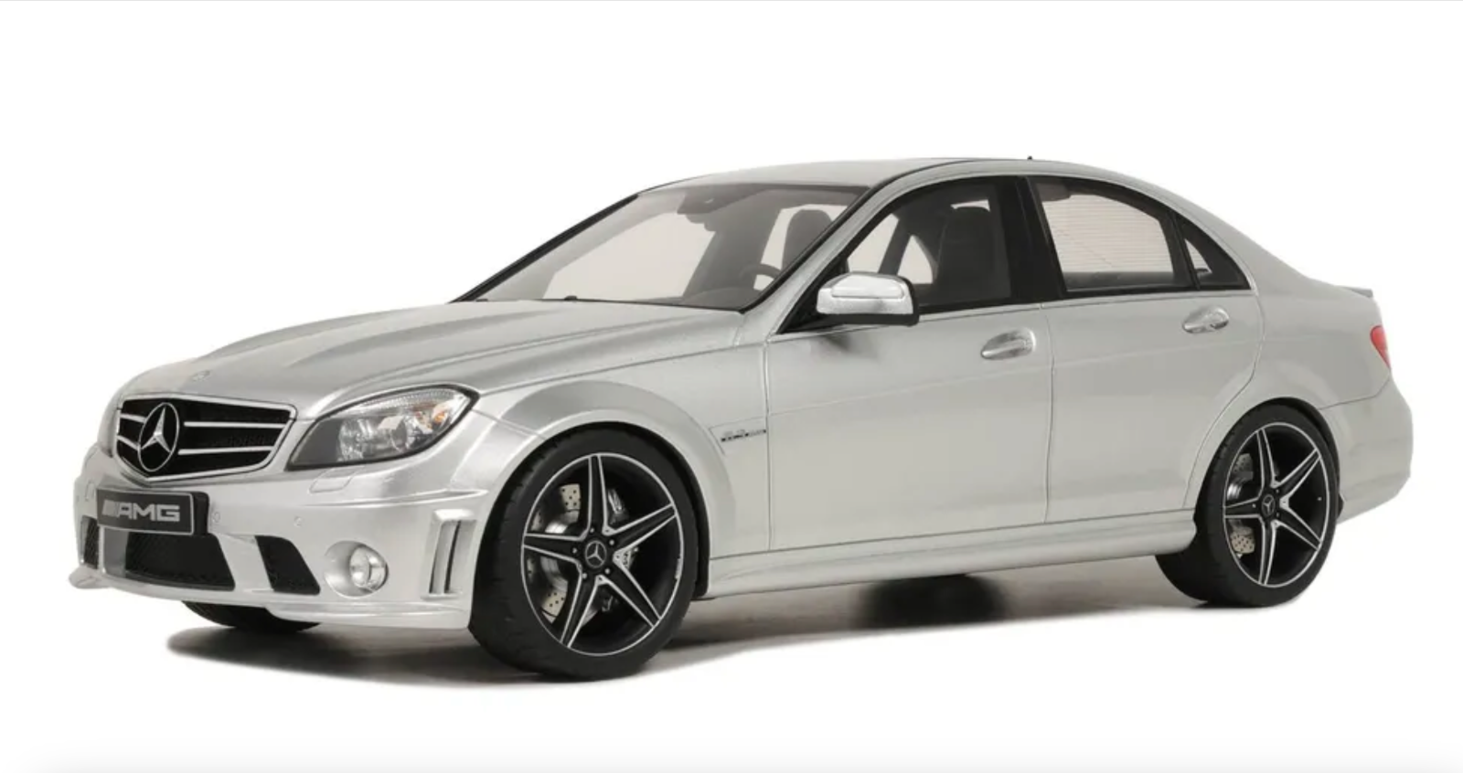 1/18 GT Spirit Mercedes Benz C63 AMG ( W204 ) from 2008 in
