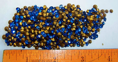VINTAGE LOT OF GOLD FOILED BLUE SAPPHIRE RHINESTONES. ASSORTED SIZES. (5353) 13
