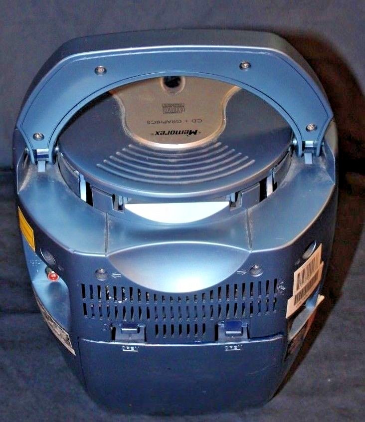 MEMOREX CD & Graphics KARAOKE Portable System MKS2112 2 mic inputs ECHO Works