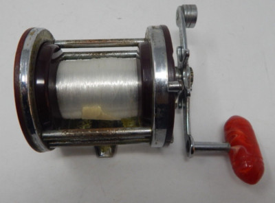 Vintage Penn Jigmaster No. 500 Fishing Reel Burgundy