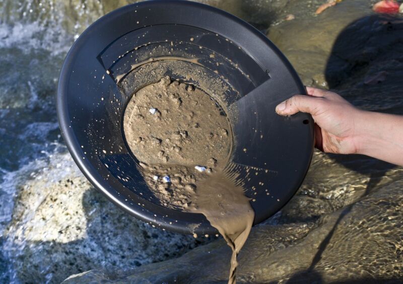 14" Black Plastic Gold Pan Nugget Mining Dredging Prospecting River Panning