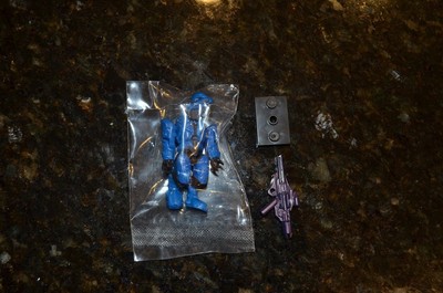 Halo Mega Bloks Blue Elite Commando with Plasma Launcher #97205 SEALED Target CE