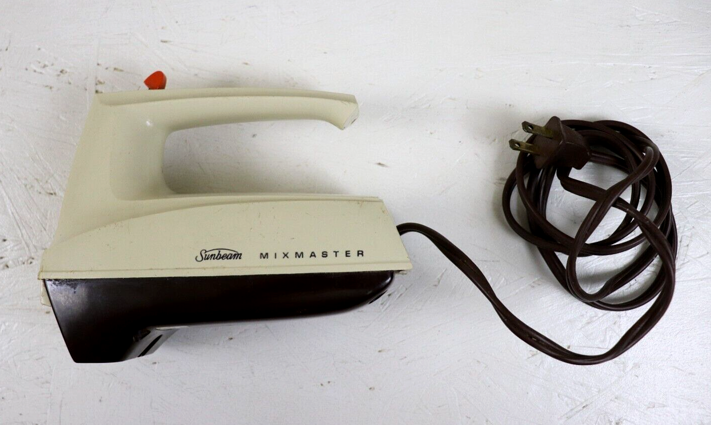 Sunbeam MixMaster Model 03016 Vintage Mixer 3 Speed Home