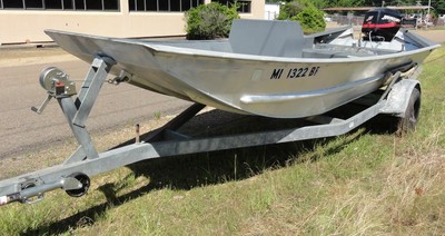 1994 Lynn 20ft riverboat aluminum bass fishing boat fully welded 75hp Mercury