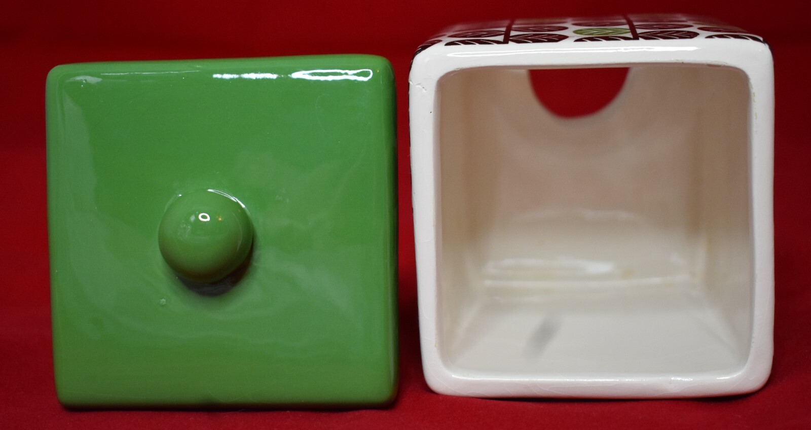 Teabag Holder Dispenser with Lid Green black & white MSRF Inc Design Studios